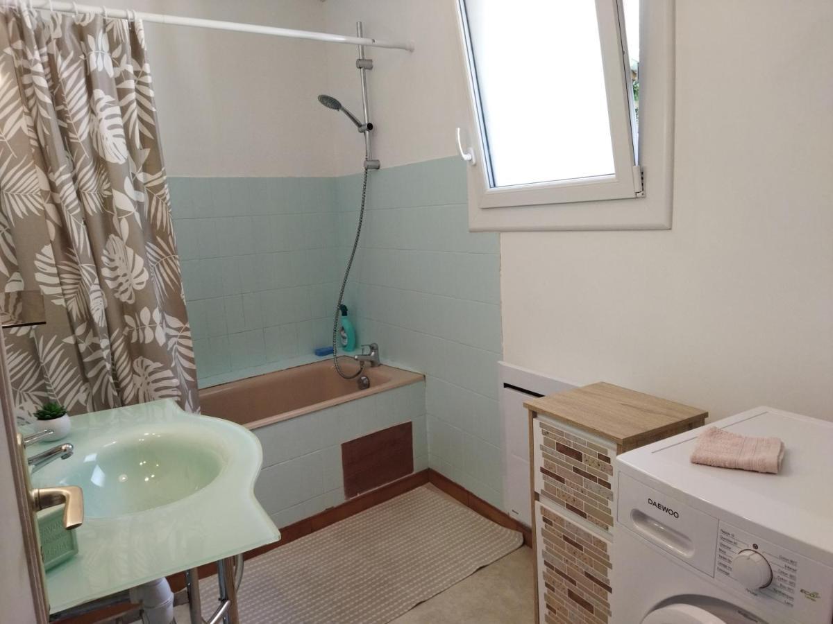 Les Fortelles Chatillon-sur-Broue Esterno foto